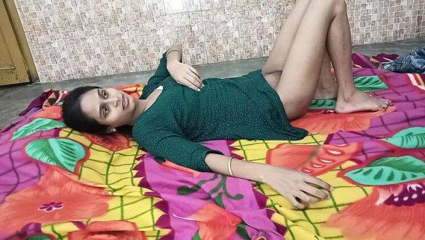 Hot Desi Girlfriend Fucks Hard in Doggy Style - Indian Amateur Sex - veryfreeporn.com - India on freevids.org