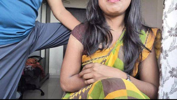 Hot Indian Teen Maid in Saree Gets Hardcore Fuck by Boss - Big Ass Desi Girl - porntry.com - India on freevids.org