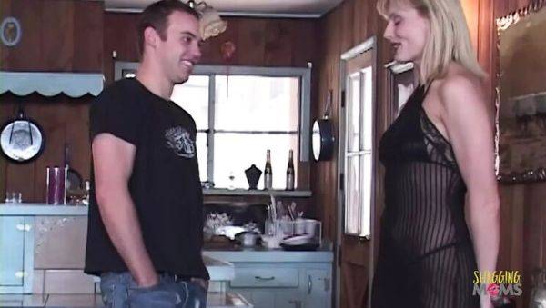 Tattooed MILF Seduces Neighbor For Hot Anal & Blowjob Action - xxxfiles.com on freevids.org