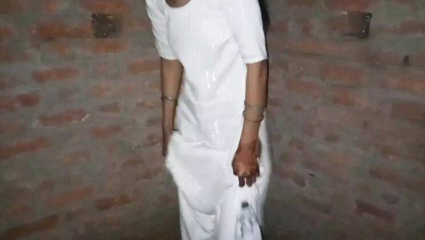 Desi Bhabhi Sneaks Hardcore Fuck While Father Attends Wedding - Shivanibaby - xxxfiles.com - India on freevids.org