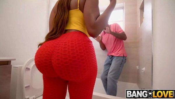 Yum Thee Boss Eats Ass & Gets Facial - Big Booty MILF Riding Hard - xxxfiles.com on freevids.org