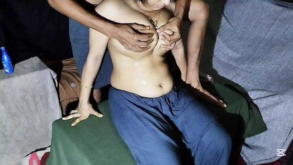 Desi Village Bhabhi Hardcore Anal Sex - Indian Aunty Fucked by Devar - xxxfiles.com - India on freevids.org