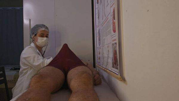 Hot Latina Nurse Gives Blowjob During Medical Consultation - Big Cock Erection - xxxfiles.com - Brazil on freevids.org