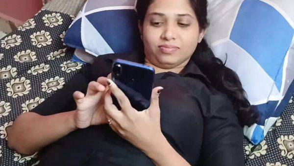 Desi Girl Fucks Stepdad Hard in Doggy Style - Apple Porn - veryfreeporn.com - India on freevids.org