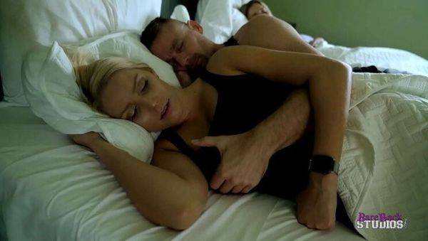 Blonde StepDaughter Vanessa Cage Fucks in Bed with StepDad - Threesome & Facial - porntry.com on freevids.org