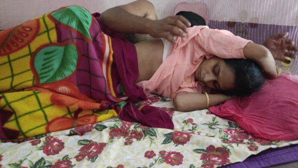 Village Husben And Wife Romantic Sex Video In Free Time - Sex Wife - desi-porntube.com - India on freevids.org