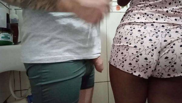 Naughty Maid Catches Me Jerking Off To Porn In The Bathroom - AliceHot & Brenohot Fuck - xxxfiles.com on freevids.org