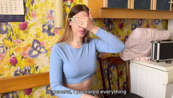 Blonde MILF Candy Or Dick? POV Blowjob & Big Cumshot On Her Face - veryfreeporn.com - Russia on freevids.org