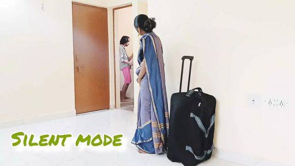 Desi Wife Cheating With Friend's Husband - Hot Tamil Aunty Anal Sex - xxxfiles.com - India on freevids.org