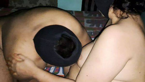 Hot Indian Homemade Sex - Husband & Wife Morning Love with Deep Throat & Cumshot - veryfreeporn.com - India on freevids.org