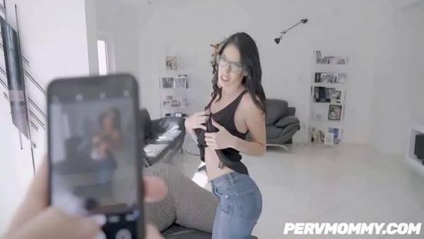 Petite Teen Dava Foxx Gets Hardcore POV Plowing Before Divorce - veryfreeporn.com on freevids.org