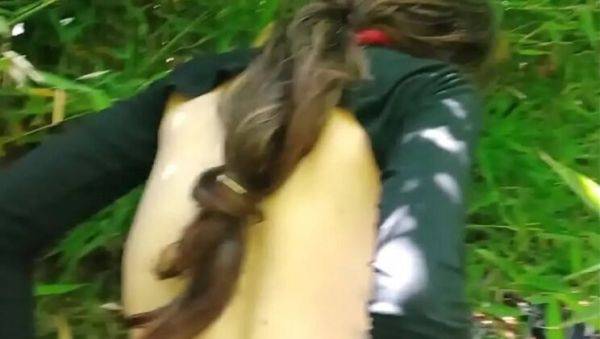 Hot Cosplay Blowjob - Tomb Raider Nerdy Girl Fucks Outdoors - xxxfiles.com on freevids.org