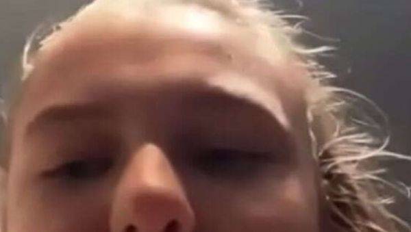 Juicy BBW Public Masturbation & Gym Fuck - Shaved Teen Pussy Closeup - porntry.com on freevids.org