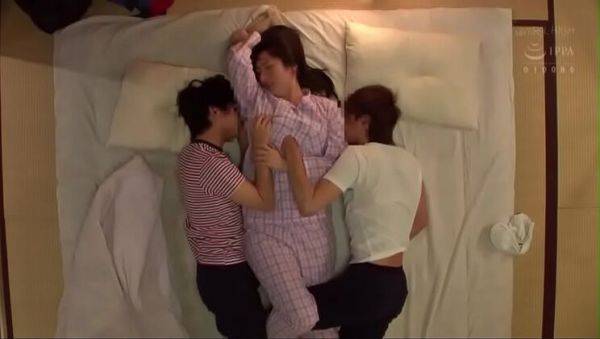 Hot Japanese MILF Maria Ozawa double teamed by Yuri Nikaido - xxxfiles.com - Japan on freevids.org