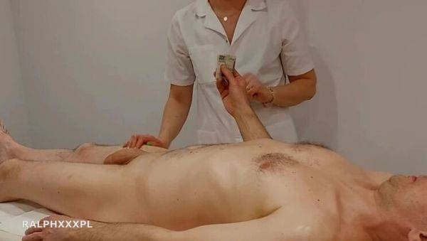 Massage Therapist Gets Paid For Sex After Full Body Oil Massage - Creampie Happy Ending - xxxfiles.com - Poland on freevids.org