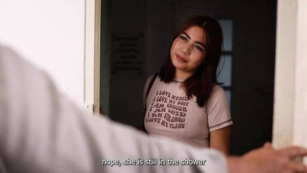 Amateur Teen IsabelRruiz Fucks Friend's Dad in Shower Surprise - Petite Latina Homemade HD - veryfreeporn.com - Colombia on freevids.org