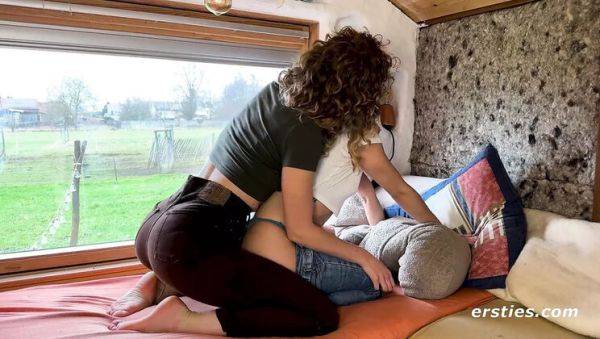 Hot German Amateur Lesbians Ana B and Serafina Explore Foot Fetish and Toe Fucking - veryfreeporn.com - Germany on freevids.org