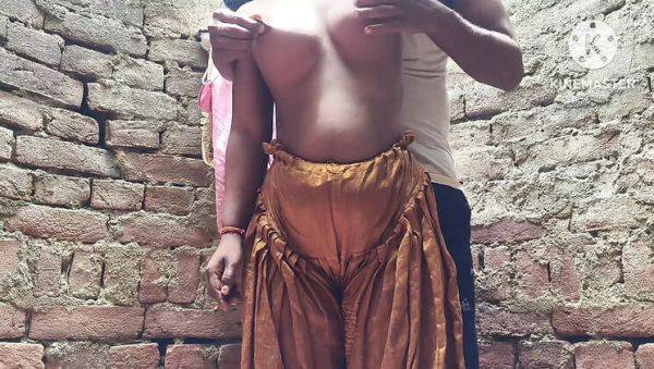 Desi Village Virgin Aasha Ji Full XXX Hardcore Outdoor Sex Video - xxxfiles.com - India on freevids.org