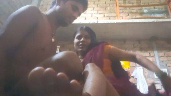 Hindi Audio Bustipriya First Time Chudai - Indian Bhabhi Desi Sex Video Real - porntry.com - India on freevids.org