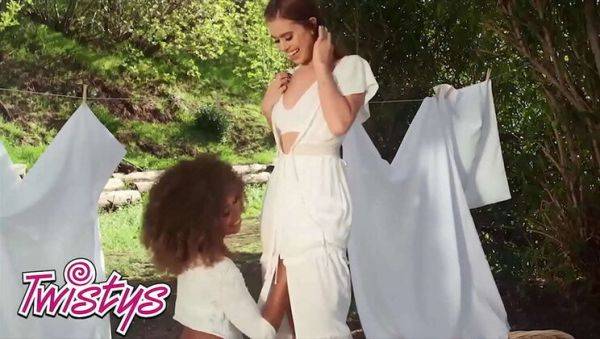 Jill Kassidy & Jenna Foxx Steamy Lesbian Laundry Room 69 & Scissoring - Twistys - veryfreeporn.com on freevids.org