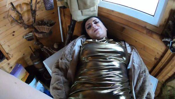 Cheating Wife Gets Filled By Friend - Hairy Pussy Creampie - MilfyCalla - veryfreeporn.com on freevids.org