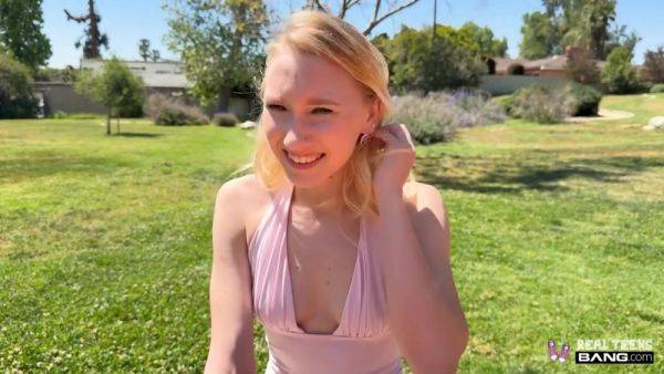 Mckenna Lynn - Newbie Mckenna Gets Tested Out - videomanysex.com on freevids.org