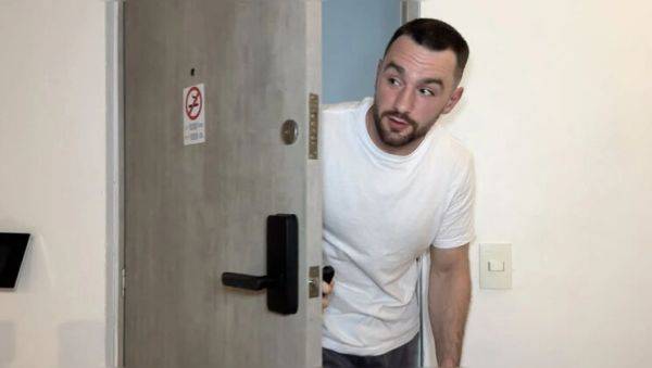 Hotwife Cheats with Stranger for Intense Squirting Orgasms and Creampie - veryfreeporn.com - Usa - Venezuela on freevids.org