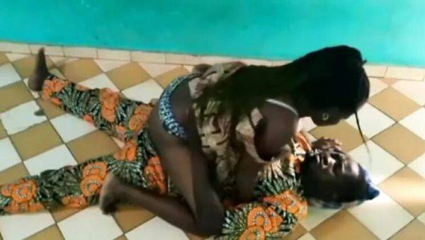 Homemade Step Mom Lani Gives Intense Handjob and Fucking on Floor with BBC in Doggy Style - xxxfiles.com - India - Japan on freevids.org