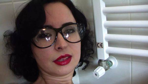 Amateur MILF in Glasses Masturbates Wild in Shower with Stockings - porntry.com on freevids.org