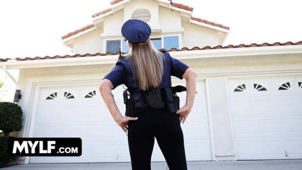 Horny MILF Wendy Raine Fucks Stepson Hard - Rough Sex & Creampie in 4K - veryfreeporn.com on freevids.org