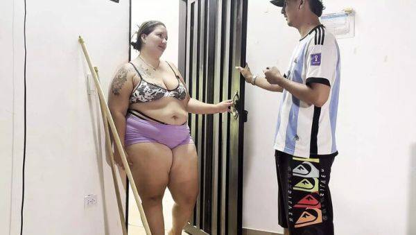 Horny Latina Worker Gets Fucked Hard by Big Cock in Kitchen - Loud Moaning Blowjob & Doggystyle - veryfreeporn.com - Colombia on freevids.org