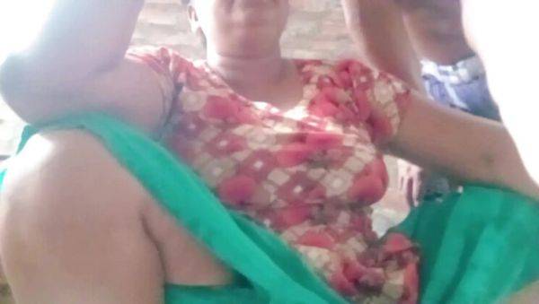 Indian Bhabhi Fucks Husband's Brother in Chicken Room - Hardcore Asian Sex with Sadia Vabi - porntry.com - India on freevids.org