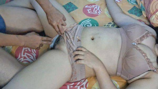 Hot Sister-in-Law Takes a Huge Cumshot in Her Tight Pussy - Bokeh Terbaru - porntry.com on freevids.org