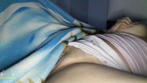 Mou Smith's Creamy Pussy Masturbation While Stepbrother Sleeps - Amateur Travel Fuck - porntry.com - Venezuela - Japan on freevids.org