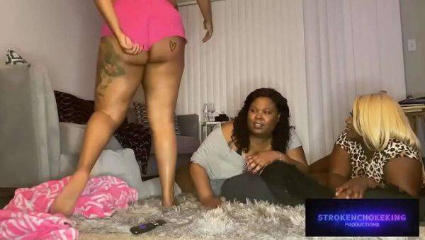 Pennywise Group Fuck with MissThickLips, Kay Kreme & Backshot Betty - Rough Amateur Blowjobs & Cumshots - xxxfiles.com on freevids.org