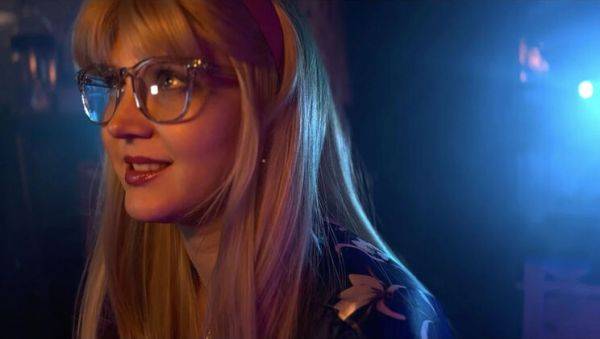 Stepmom Shawna Panofka's Sensual Massage Leads to a Happy Ending - xxxfiles.com - Usa on freevids.org