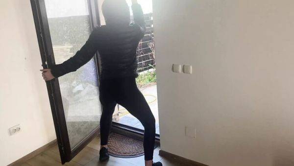 MilfyCalla Neighbor Blowjob POV: Amateur Latina MILF Gives Sugar and Takes Cum in Mouth - porntry.com on freevids.org