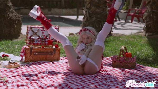 October 2022 Flavor Of The Month - videomanysex.com on freevids.org