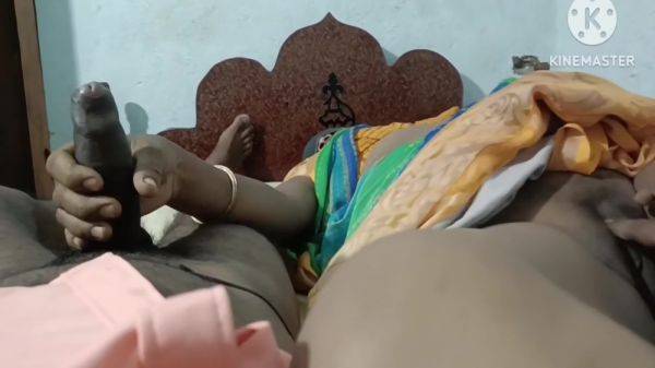 Big Boss In Hot Wife Playing With Hor Hasbend Hard - desi-porntube.com - India on freevids.org