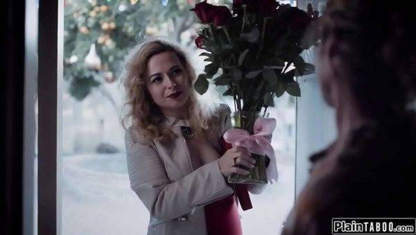 Insane MILF Siouxsie Q Gets Fucked Hard To Win Back Wife - xxxfiles.com on freevids.org