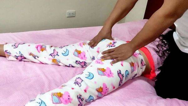 Stepdad Pervert Massages Teen Stepdaughter's Pussy and Ass After She Hurts Leg - porntry.com on freevids.org