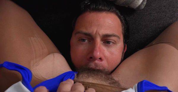 Kenzie Taylor, the dominant milf, enjoys her submissive boyfriend’s cock sucking - alphaporno.com on freevids.org