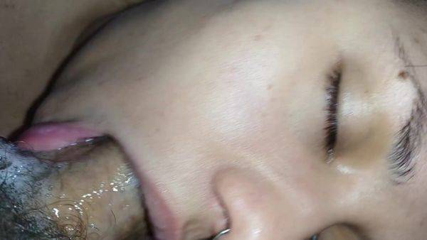 Indian Blowjob And Verified Amateurs - Sloppiest And Most Perverted Blowjob On Porn Hub She Busting The Lucky Guys Dick - desi-porntube.com - India on freevids.org