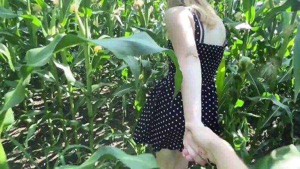 SweetAndFlow Outdoor Cornfield Sex - Blonde Teen Big Ass Fuck in Public POV - xxxfiles.com on freevids.org