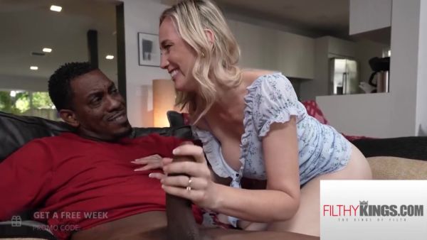 Lilly James Screwed By - videomanysex.com on freevids.org