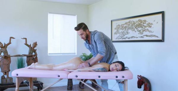 Skinny asian babe Avery Black rides Lucas Frost’s cock - alphaporno.com on freevids.org