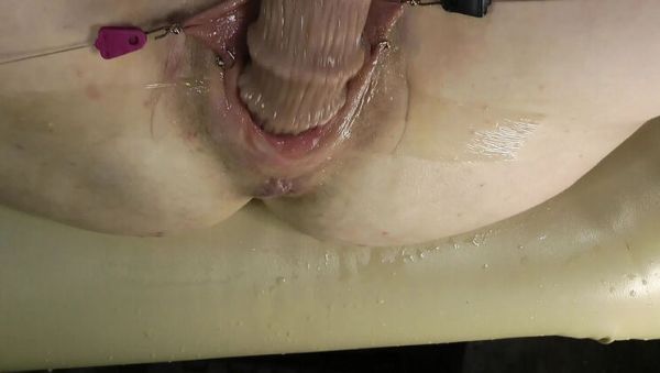 Deep Keely Extreme Pussy Pumping & Squirting Fetish - Close-Up Gaping & Dildo Fucking Part 2 - veryfreeporn.com on freevids.org