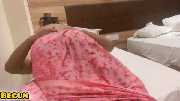 Desi Bhabhi Cheating with Lover After Marriage - Doggystyle & Big Natural Tits Homemade Sex - xxxfiles.com - India on freevids.org