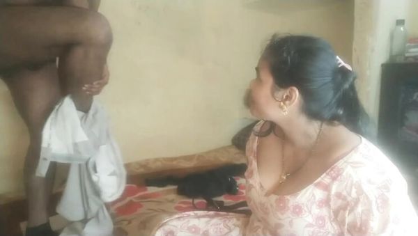 Desi Girl Sucks Big Dick Till Huge Cumshot - Hot Indian Blowjob & Facial - veryfreeporn.com - Britain - India on freevids.org