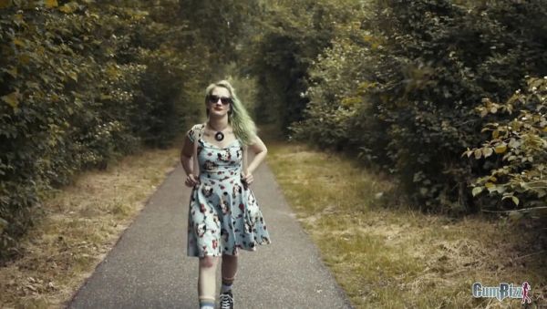 Naughty College Girl Linda Lush Gets Bukkaked by Flashers in the Woods - xxxfiles.com on freevids.org